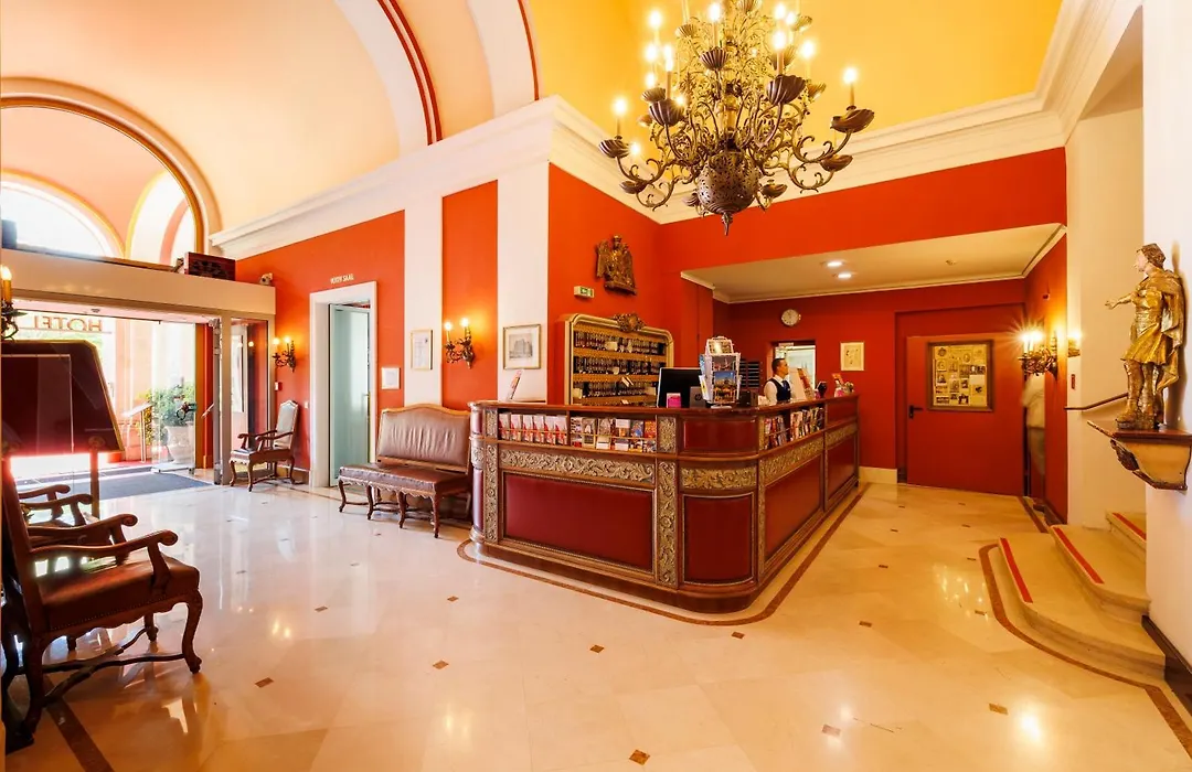 Hotel Regina-1
