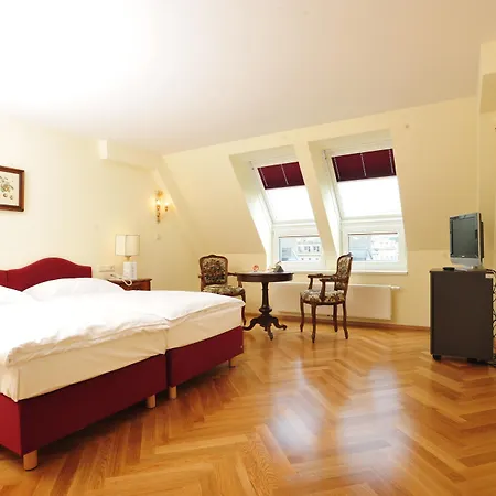 Hotel Regina-3